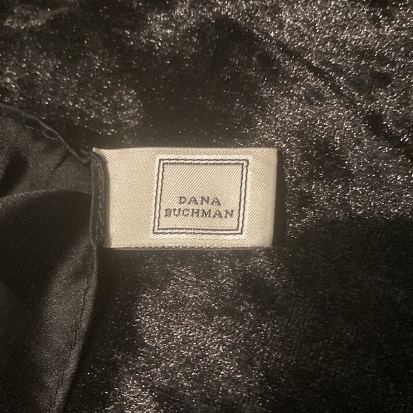 Dana Buchman Scarf - Picture 4 of 6